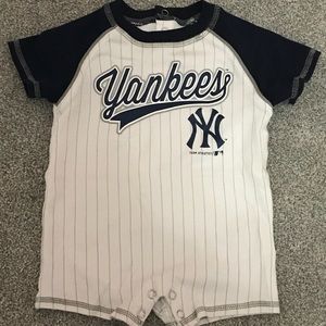 NY Yankees baby Romper